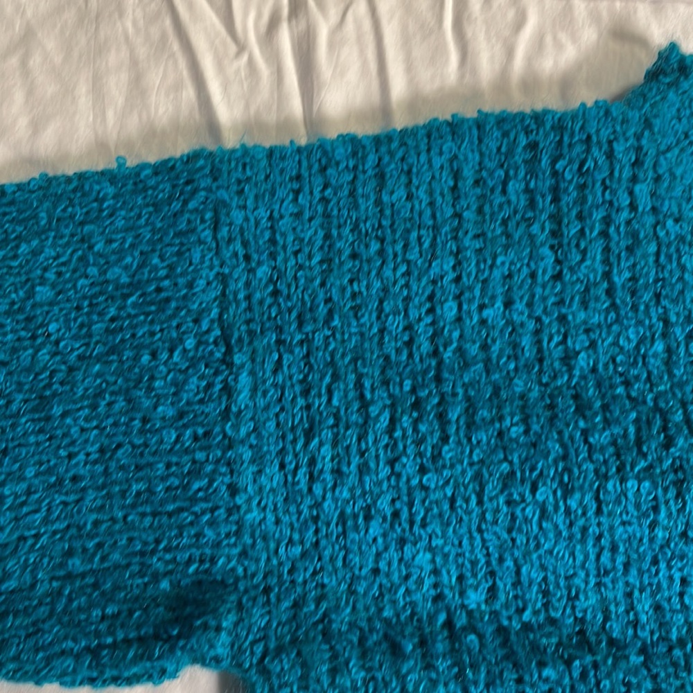 Sweater - Picture 9 of 16